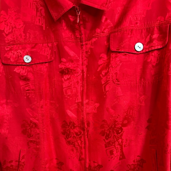 Chico’s Women’s Red Silk Blend Textured Shirt Size 3 - Picture 7 of 14